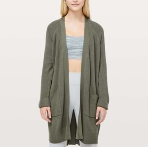 Lululemon Still At Ease Wrap SZ 6